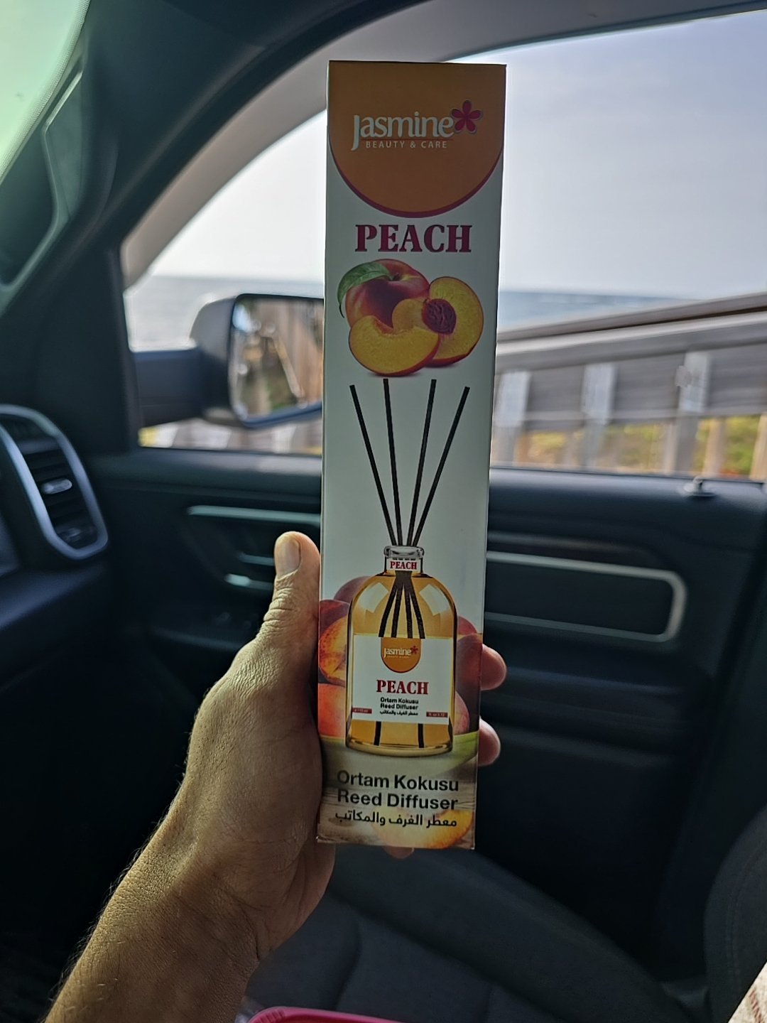 jasmine peach 3.6oz reed diffuser